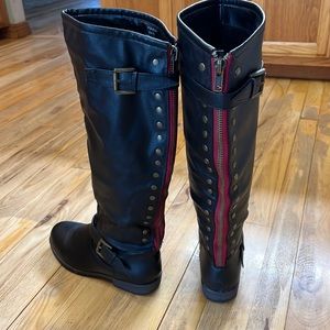 Black red rivet buckle fake leather size 8 1/2 knee high moto boots